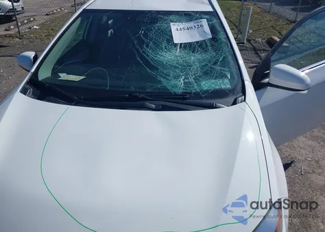 2016 Toyota Corolla Le from USA, damaged, VIN 2T1BURHE6GC555620